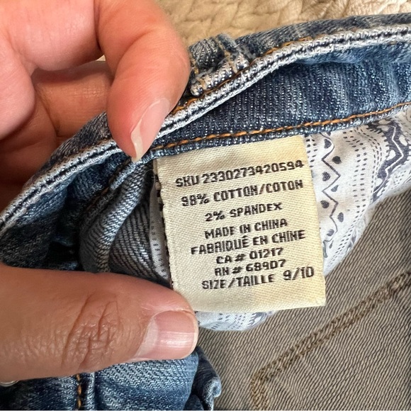 3 for $15 Chloe Denim Mini Skirt - Picture 6 of 6